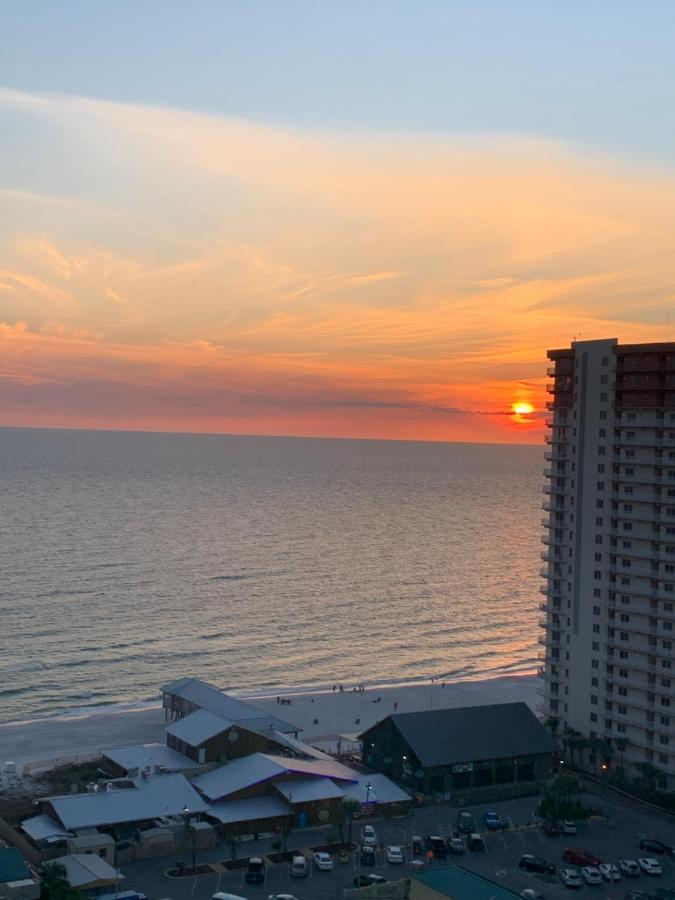 1717 Laketown Wharf 1 King Bedroom, 2 Bath Panama City Beach Buitenkant foto